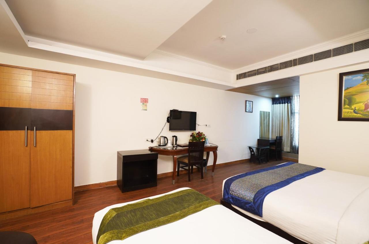 Airport Hotel Grand By Fantasia Nueva Delhi Exterior foto