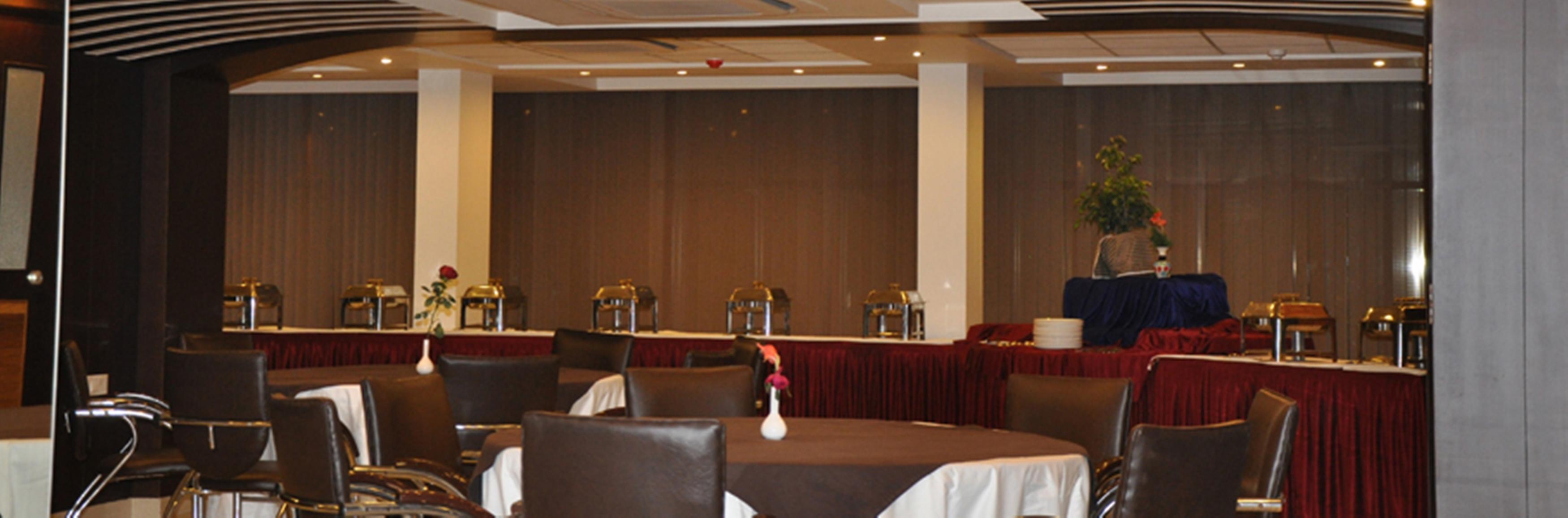 Airport Hotel Grand By Fantasia Nueva Delhi Exterior foto