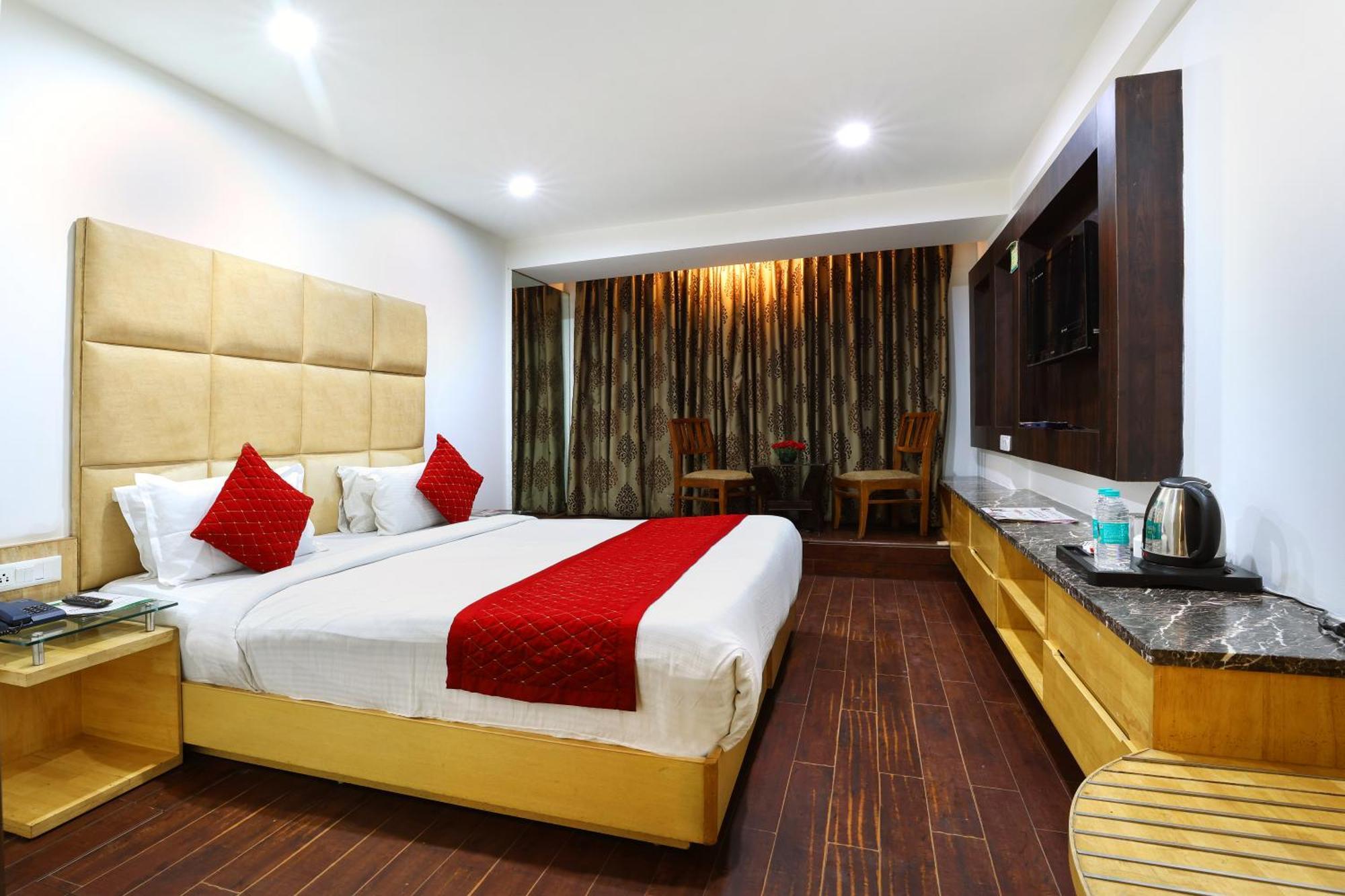 Airport Hotel Grand By Fantasia Nueva Delhi Exterior foto