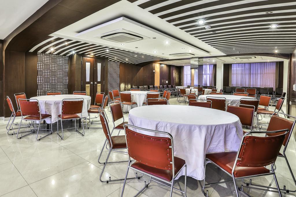 Airport Hotel Grand By Fantasia Nueva Delhi Exterior foto